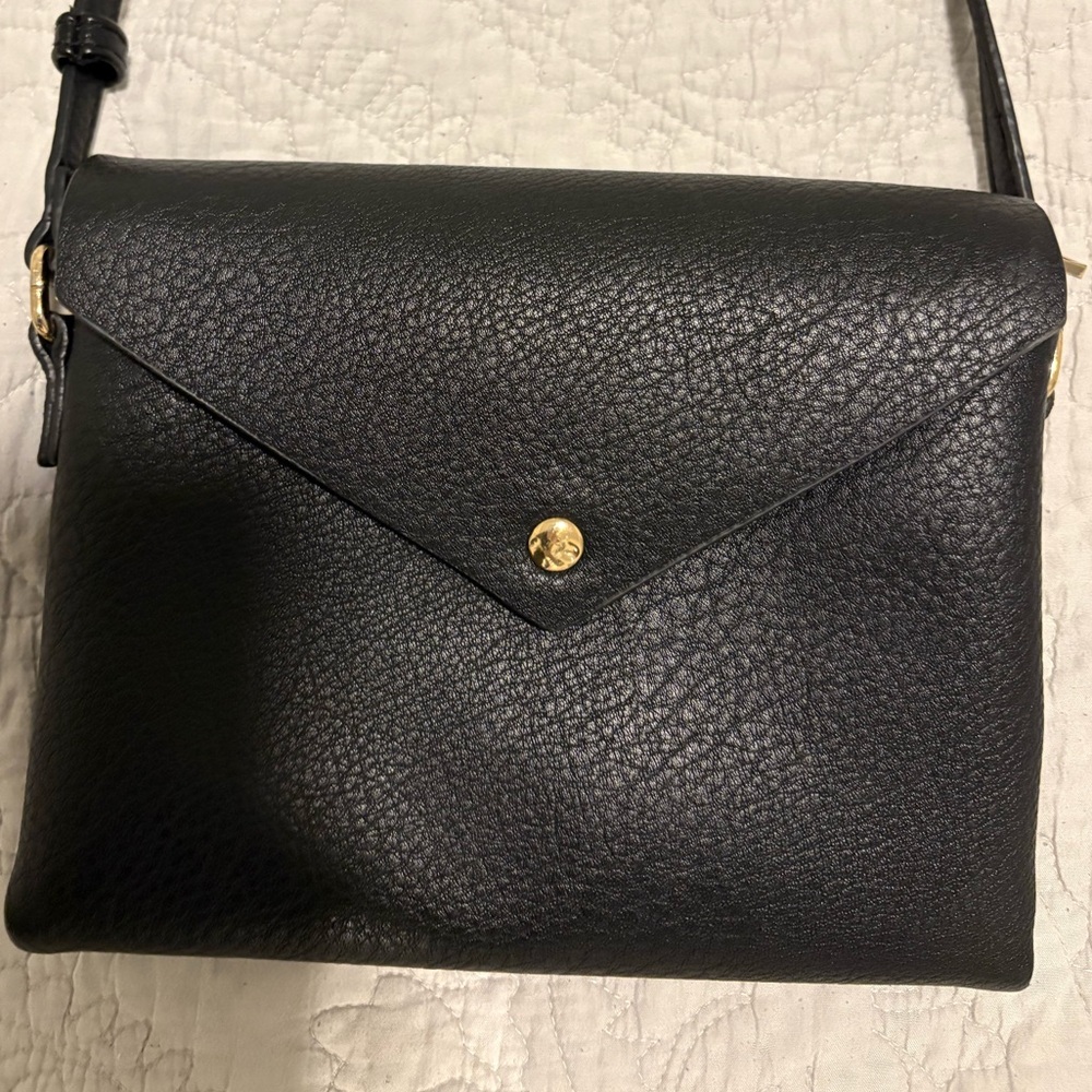 Francesca’s Black Crossbody Bag